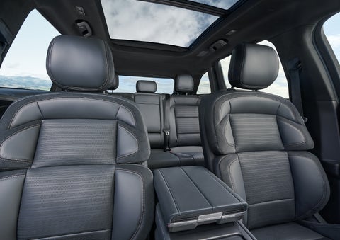 The spacious second row and available panoramic Vista Roof® is shown. | Klaben Lincoln of Warren in Warren OH